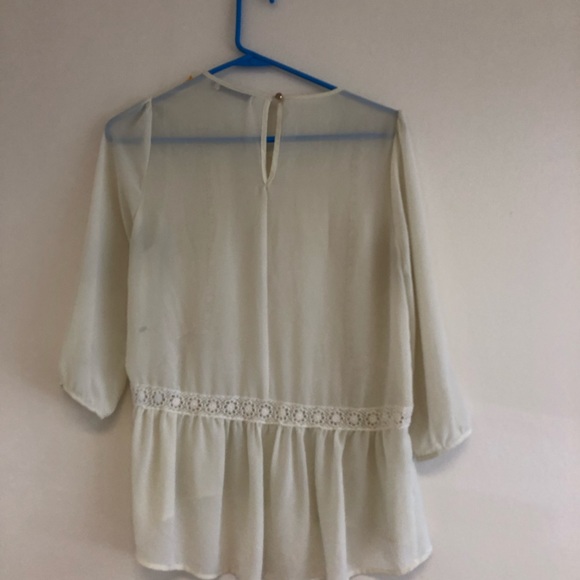 White chiffon blouse - Picture 4 of 4